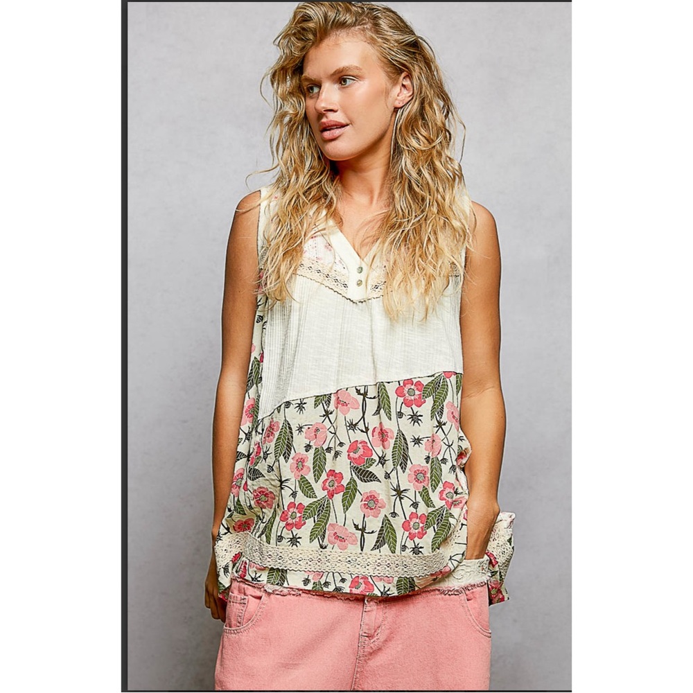 POL Sleeveless Floral Patchwork V-Neck Top in Cream and Pink